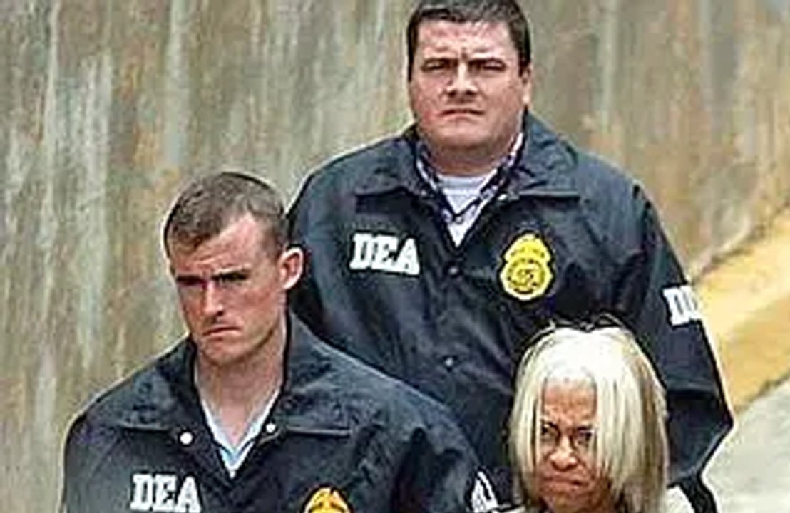 Julianna Farrait's First Arrest and Prison Time