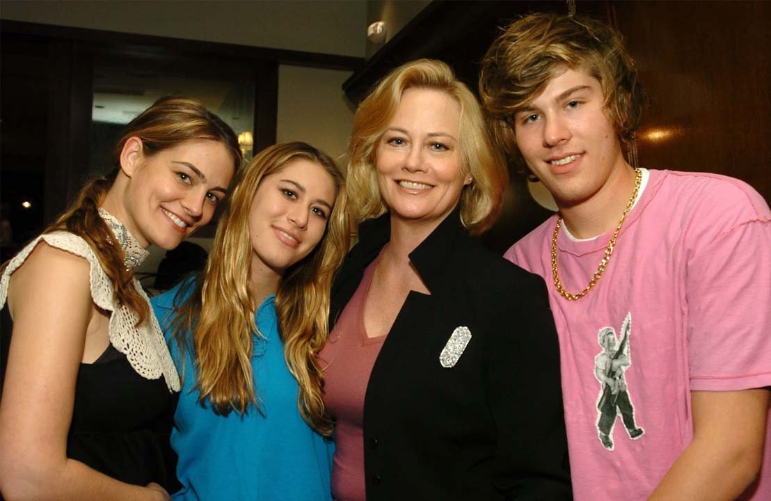 Growing Up as Cybill Shepherd's Daughter