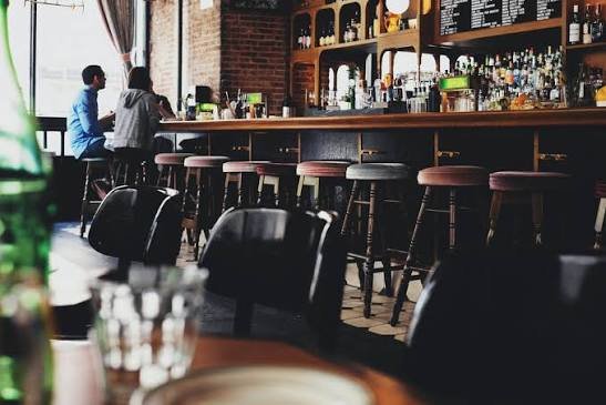 Why Operators Treat Bar Stools as Revenue Equipment, Not Decor Why Operators Treat Bar Stools as Revenue Equipment, Not Decor