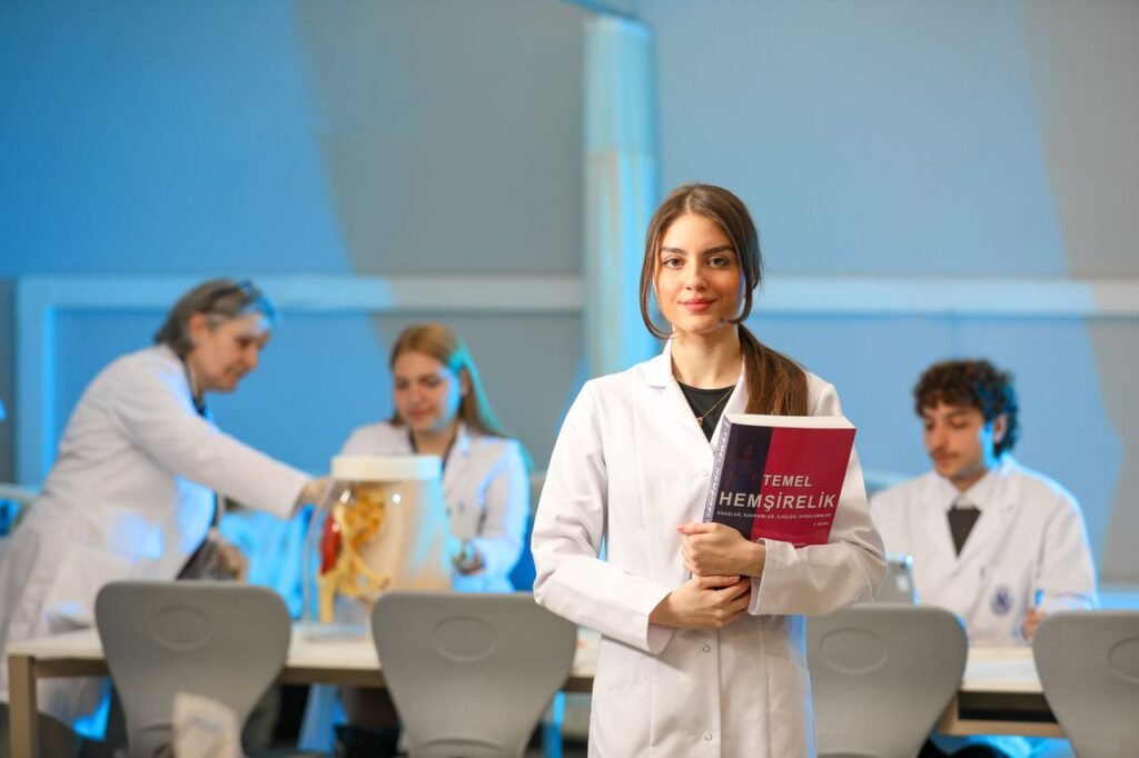 Studying in the Medical Field? Here’s the Training You’ll Need